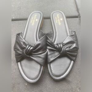 Kate Spade black bow flat slides
